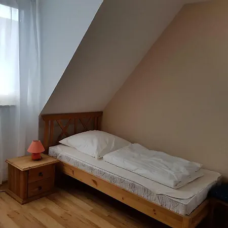 Ferienhaus Boddenruh בית נופש *