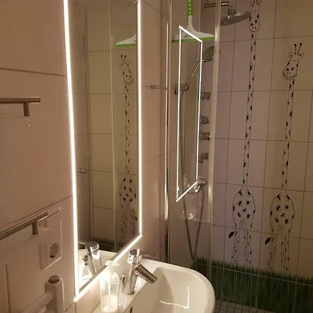 Ferienhaus Boddenruh ברייגה